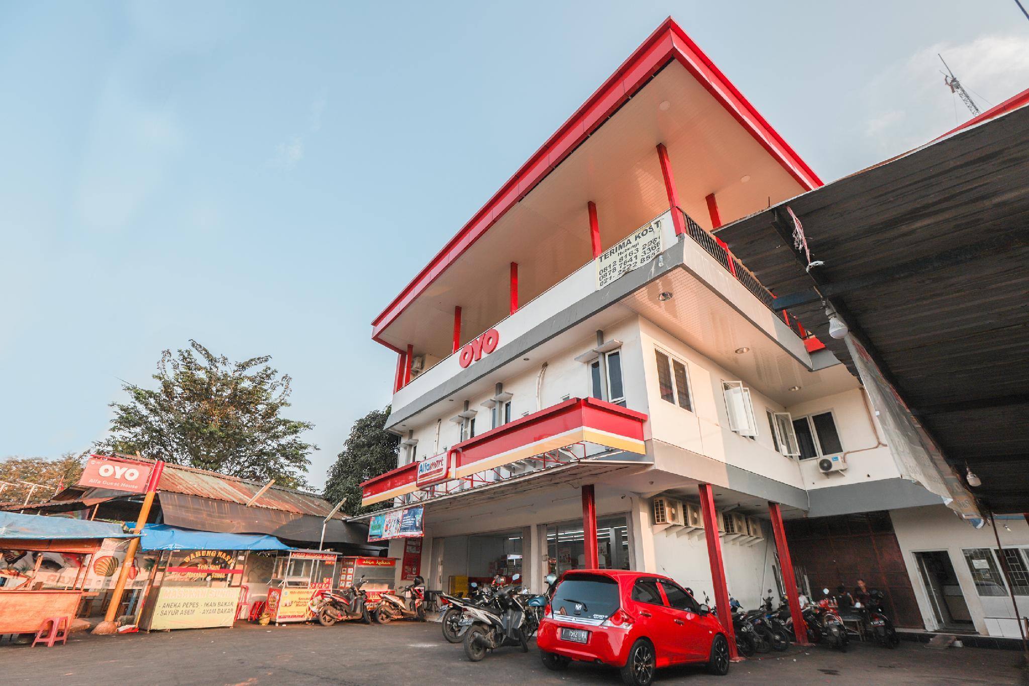 Oyo 387 Alfa Guest House Tegal  Bagian luar foto